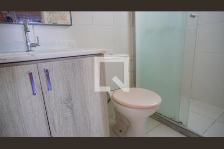 Banheiro 1 suite de apartamento para alugar com 2 quartos, 51m² em Glória, Porto Alegre