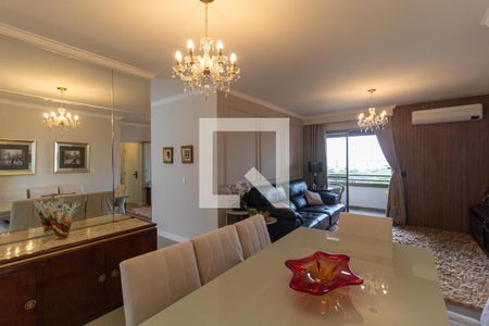 Salas de apartamento à venda com 3 quartos, 117m² em Jardim das Paineiras, Campinas