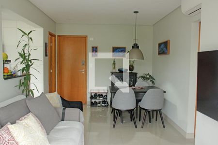 Sala de apartamento para alugar com 2 quartos, 59m² em Vila Matias, Santos