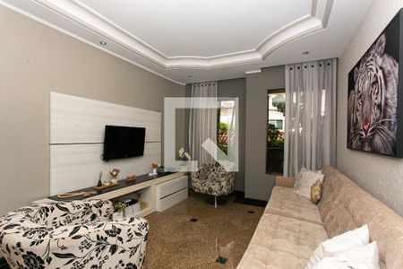 Sala de casa para alugar com 3 quartos, 250m² em Jardim Textil, São Paulo