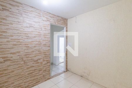 Quarto 1 de casa para alugar com 2 quartos, 450m² em Jardim Santo Estevao, Carapicuíba