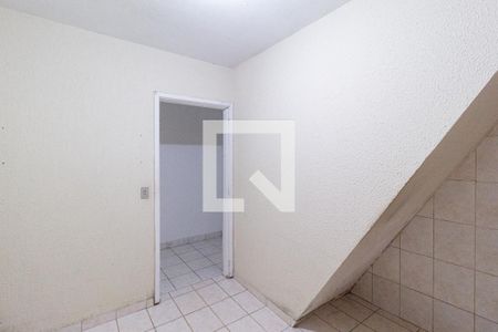 Quarto 2 de casa para alugar com 2 quartos, 450m² em Jardim Santo Estevao, Carapicuíba