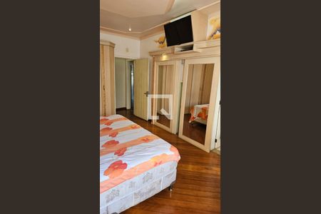 Quarto 1 de casa para alugar com 3 quartos, 310m² em São Luís, Canoas