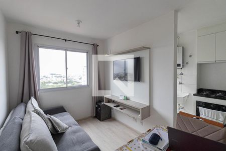 Sala/Cozinha/Área de Serviço de apartamento para alugar com 2 quartos, 35m² em Vila Ré, São Paulo