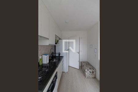 Sala/Cozinha/Área de Serviço de apartamento para alugar com 2 quartos, 35m² em Vila Ré, São Paulo