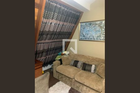 Sala de casa à venda com 4 quartos, 253m² em Camaquã, Porto Alegre