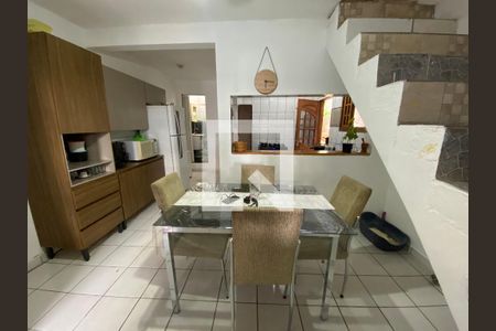 Sala de Jantar de casa à venda com 3 quartos, 252m² em Jardim Mirante, São Paulo