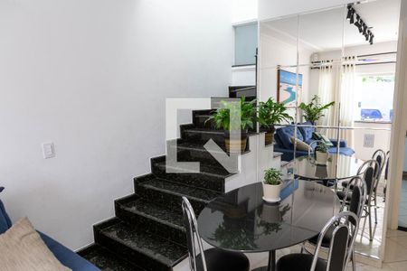 Sala de casa à venda com 2 quartos, 110m² em Vila Albano, São Paulo