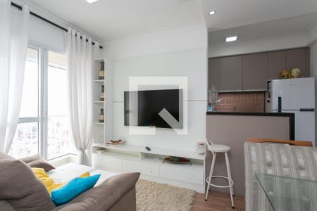 Sala de apartamento para alugar com 2 quartos, 45m² em Vila Curuçá, São Paulo