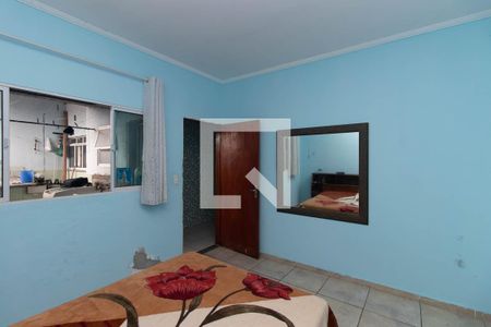 Quarto 3 de casa à venda com 6 quartos, 270m² em Vila Nova Galvão, São Paulo