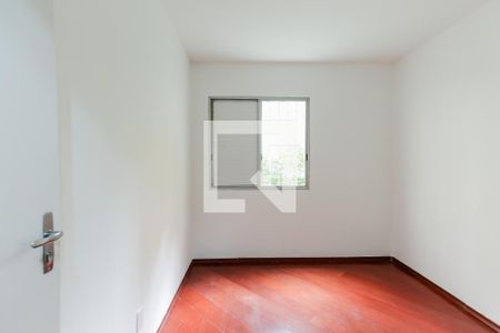 Quarto 1 de apartamento para alugar com 3 quartos, 59m² em Caxingui, São Paulo