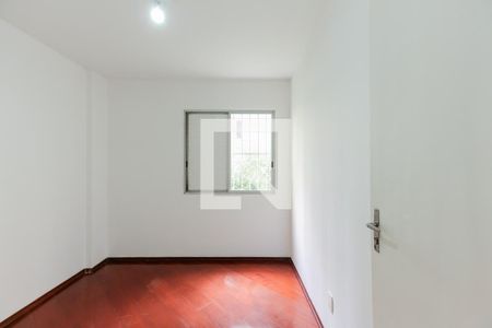 Quarto 2 de apartamento para alugar com 3 quartos, 59m² em Caxingui, São Paulo