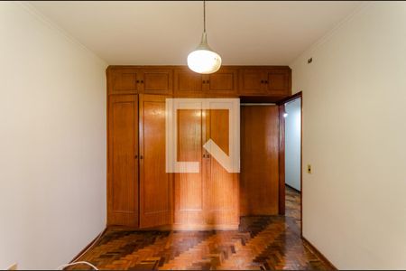 Quarto 1 de casa à venda com 5 quartos, 200m² em Jardim Mariliza, São Paulo