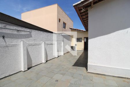 Quintal de casa para alugar com 3 quartos, 110m² em Conjunto Residencial Butanta, São Paulo