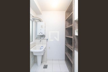 Lavanderia de apartamento para alugar com 2 quartos, 55m² em Humaitá, Porto Alegre