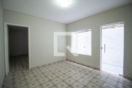 Sala de casa para alugar com 2 quartos, 80m² em Jardim Santo Andre, Sorocaba