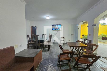 Casa para alugar com 6 quartos, 329m² em Jardim Centenario, Guarujá