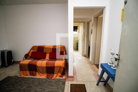 Sala de apartamento para alugar com 2 quartos, 60m² em Vila Tupi, Praia Grande
