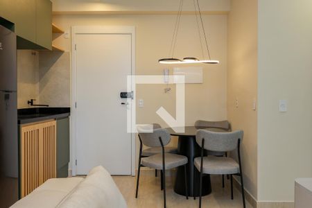 Sala de apartamento para alugar com 2 quartos, 40m² em Cidade Jardim, São Paulo