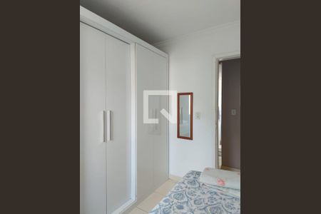 Quarto de apartamento para alugar com 3 quartos, 70m² em Jardim Barbacena, Cotia