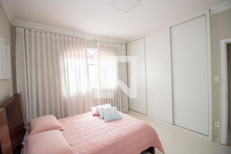 Quarto Suíte de casa à venda com 3 quartos, 360m² em Alvorada, Contagem