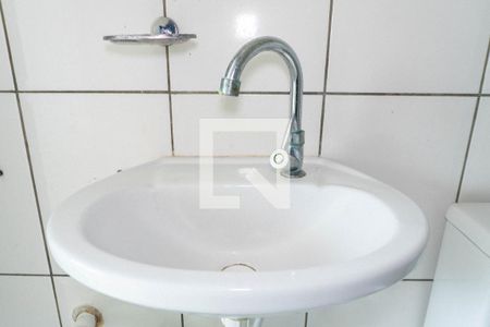 Banheiro de kitnet/studio para alugar com 1 quarto, 20m² em Jardim Oriental, São Paulo