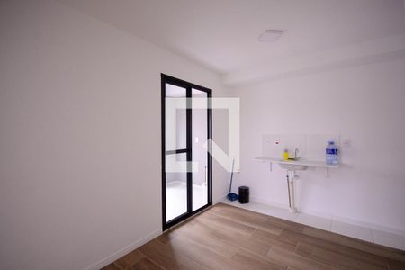 Sala/Cozinha de apartamento para alugar com 2 quartos, 37m² em Vila Nair, São Paulo