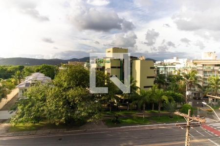 Vista da Sala de apartamento à venda com 2 quartos, 140m² em Itaipu, Niterói