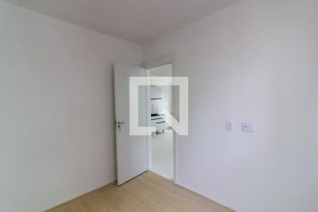 Quarto 1 de apartamento para alugar com 2 quartos, 34m² em Jardim Sabara, São Paulo