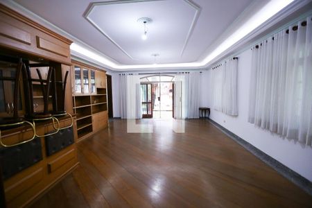 Sala de casa para alugar com 4 quartos, 580m² em City América, São Paulo