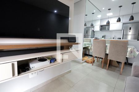 Sala de apartamento à venda com 2 quartos, 46m² em Parque Jaçatuba, Santo André
