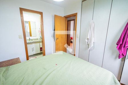 quarto 1 / siute de apartamento à venda com 3 quartos, 74m² em Maria Virgínia, Belo Horizonte