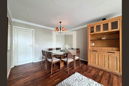 Sala de apartamento para alugar com 3 quartos, 120m² em Moema, São Paulo