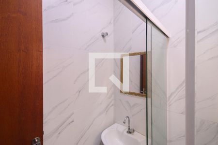 Banheiro de apartamento para alugar com 1 quarto, 25m² em Jardim Japao, São Paulo