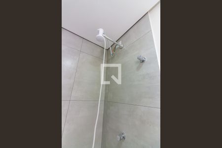 Banheiro de kitnet/studio para alugar com 1 quarto, 19m² em Centro, Osasco