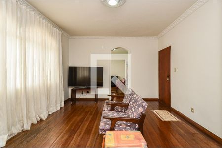 Sala de TV de apartamento para alugar com 4 quartos, 150m² em Cidade Nova, Belo Horizonte
