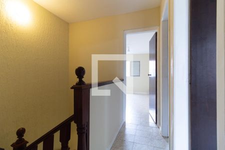 Corredor de casa à venda com 4 quartos, 124m² em Parque Bristol, São Paulo