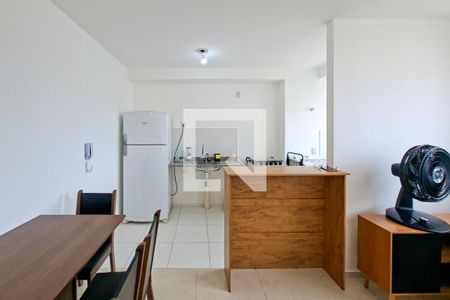 Cozinha de apartamento para alugar com 2 quartos, 42m² em Vila Sonia, Praia Grande
