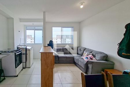 Cozinha/sala de apartamento para alugar com 2 quartos, 42m² em Vila Sonia, Praia Grande
