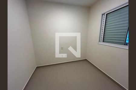 Quarto 1 de apartamento para alugar com 3 quartos, 139m² em Santa Mônica, Uberlândia