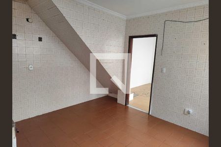 Corredor de casa para alugar com 5 quartos, 380m² em Centro, Nilópolis