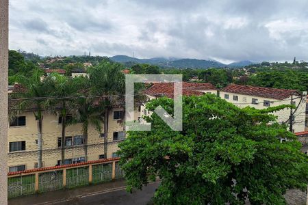 Sala de apartamento para alugar com 2 quartos, 48m² em Maria Paula, São Gonçalo