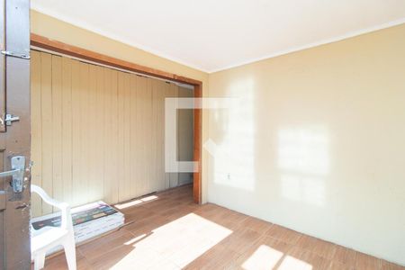 Sala/Cozinha de casa à venda com 1 quarto, 65m² em São José, Porto Alegre