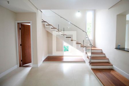 Casa para alugar com 5 quartos, 538m² em Jardim Paulista, São Paulo