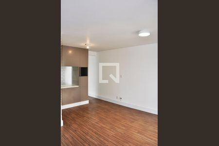 Detalhe - Sala e Sala de Jantar de apartamento à venda com 2 quartos, 69m² em Vila Guedes, São Paulo