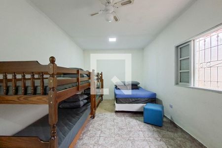 Suíte de casa para alugar com 2 quartos, 215m² em Maracanã, Praia Grande