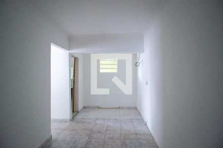 Quarto de casa para alugar com 1 quarto, 50m² em Vila Colorau, Sorocaba