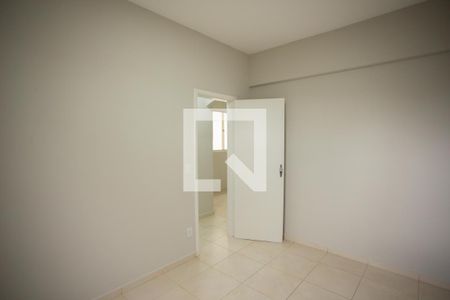 QUARTO 1 de apartamento à venda com 2 quartos, 54m² em Parque Maria Domitila, São Paulo