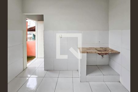 Cozinha de casa para alugar com 1 quarto, 35m² em São Januário (justinópolis), Ribeirão das Neves