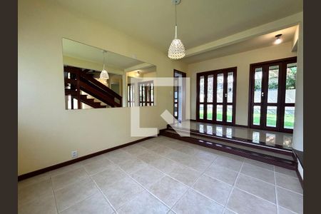 Sala 2 de casa de condomínio para alugar com 4 quartos, 385m² em Rio Tavares, Florianópolis